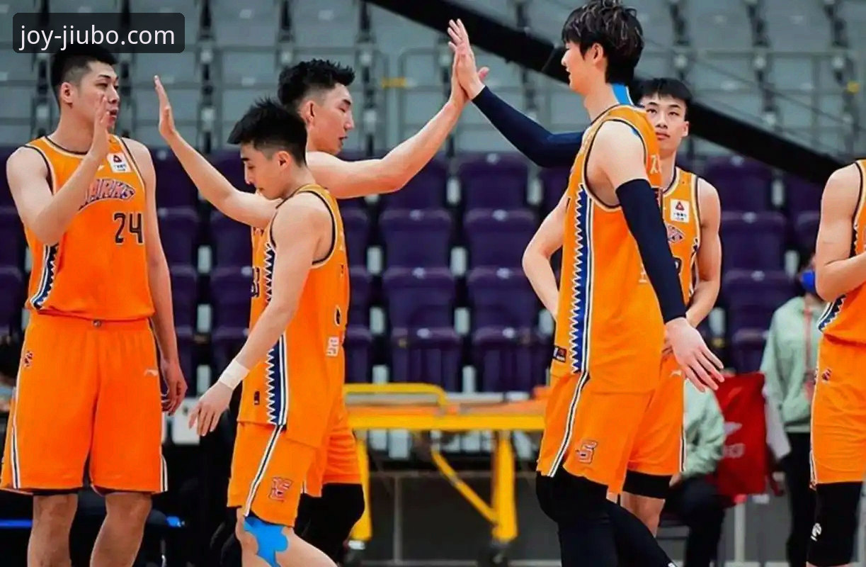 深度剖析上海男篮12连胜：从一场大胜看团队篮球的实用技巧